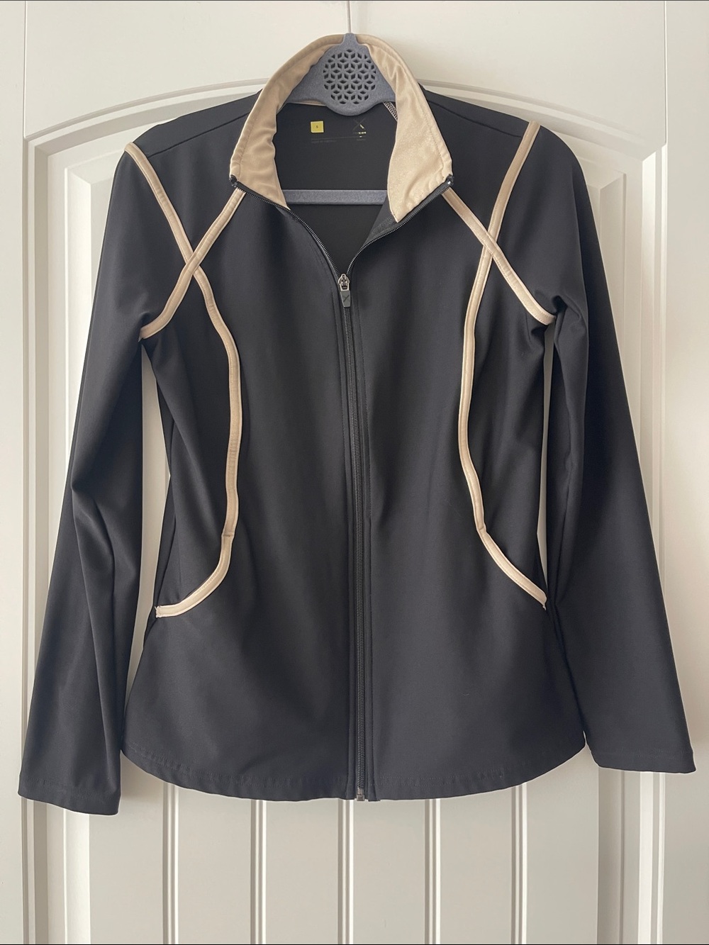 Xersion Women’s Black Athletic Jacket Small